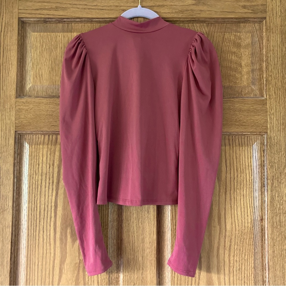 5/$15 Mezzanine Ginger Red-Orange Long Sleeve & Open Back Top Small